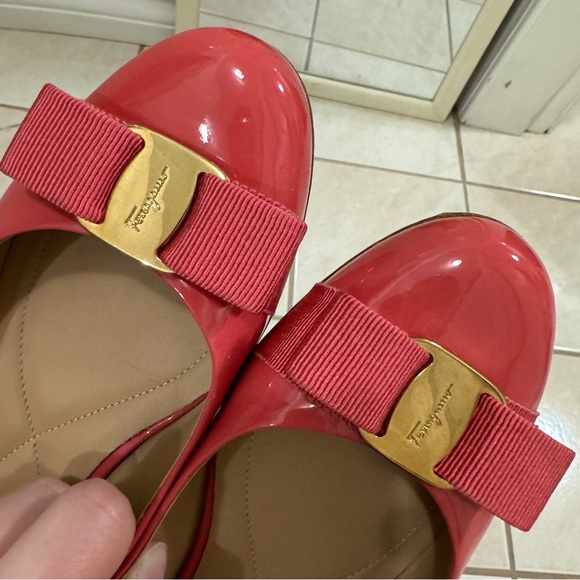 Ferragamo shoes - Picture 8 of 13